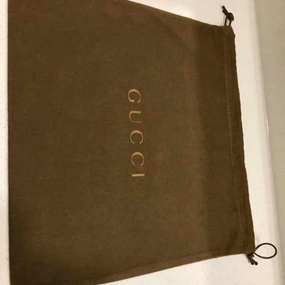 GUCCI - Picture 4 of 5